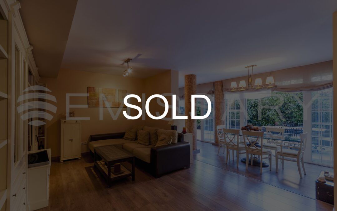 Ground Apartment with Garden in Coronales